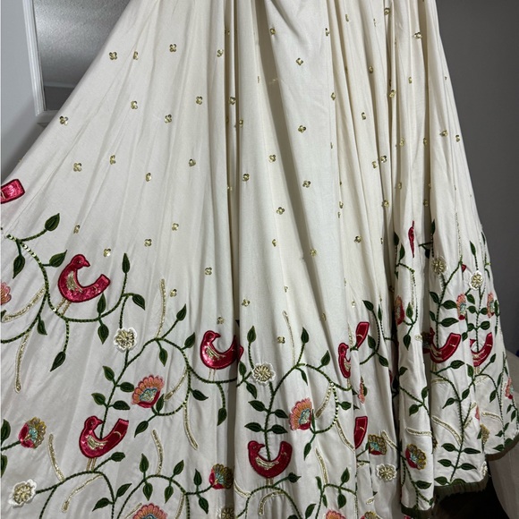 Gorgeous multi color lengha - Picture 7 of 16